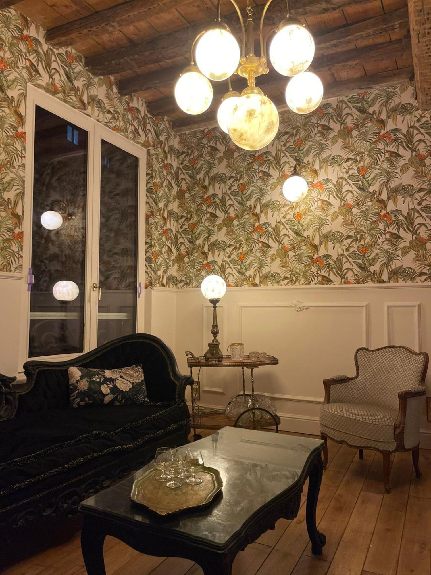 La Petite Art Deco In