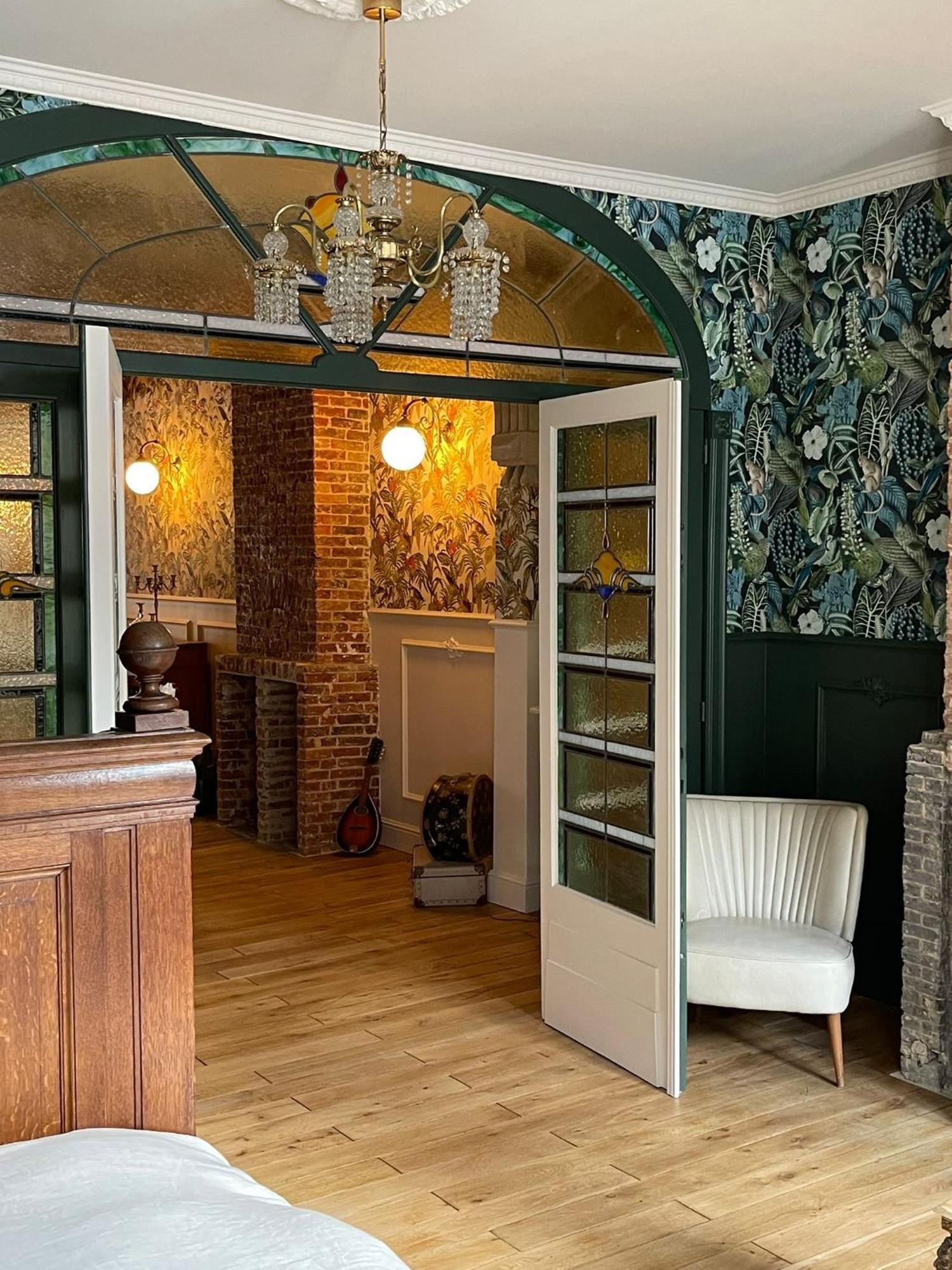 La Petite Art Deco In